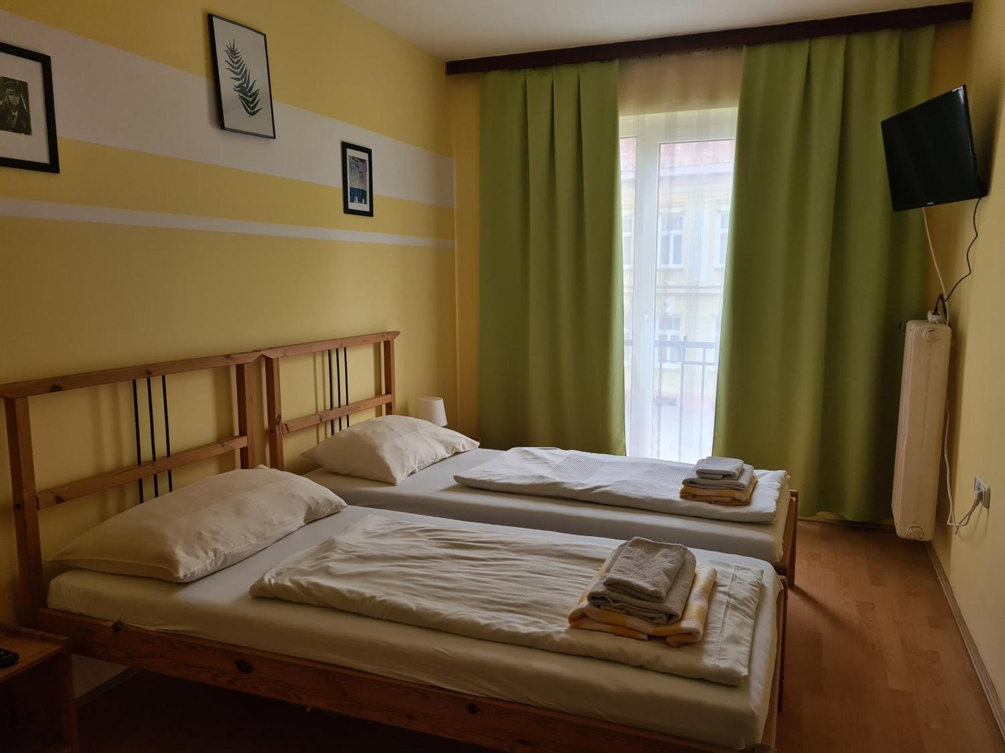 Hotel Oroszlan Szigetvar Luaran gambar